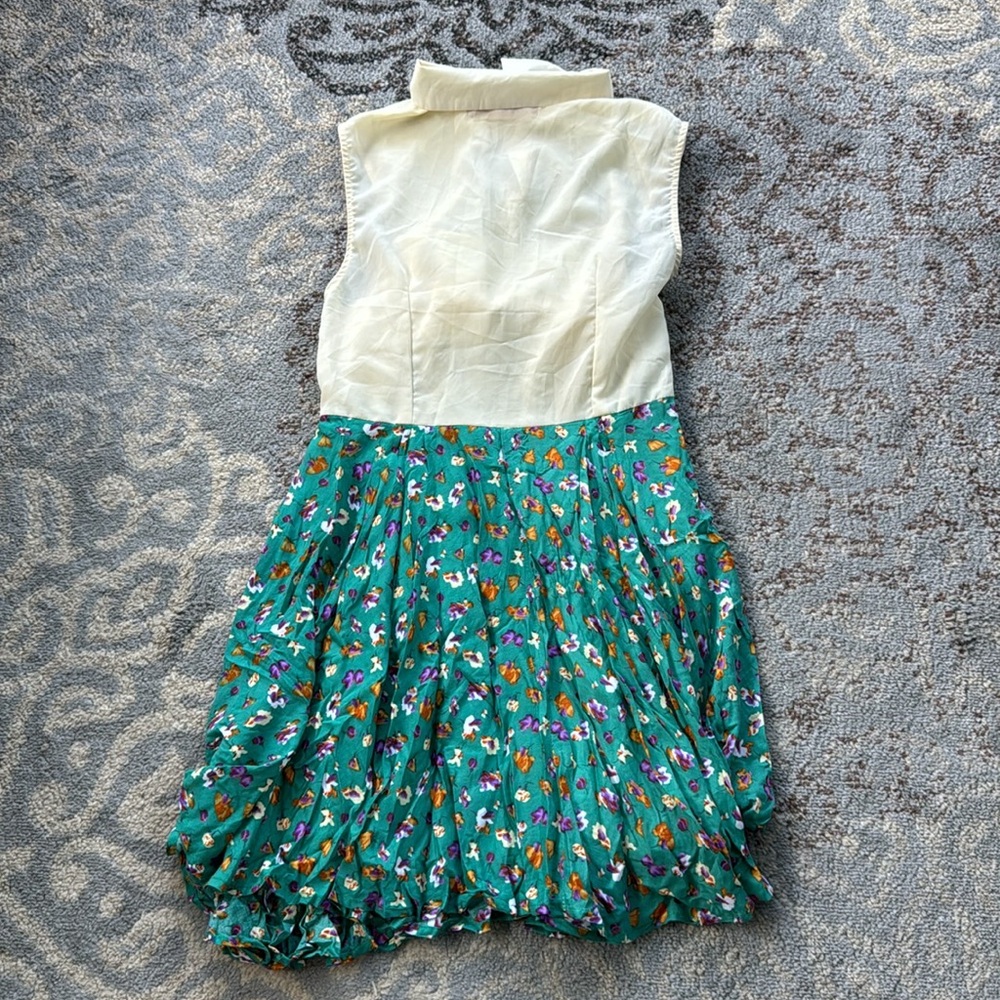 Reverse Tie Front Button Down Sleeveless Floral D… - image 6